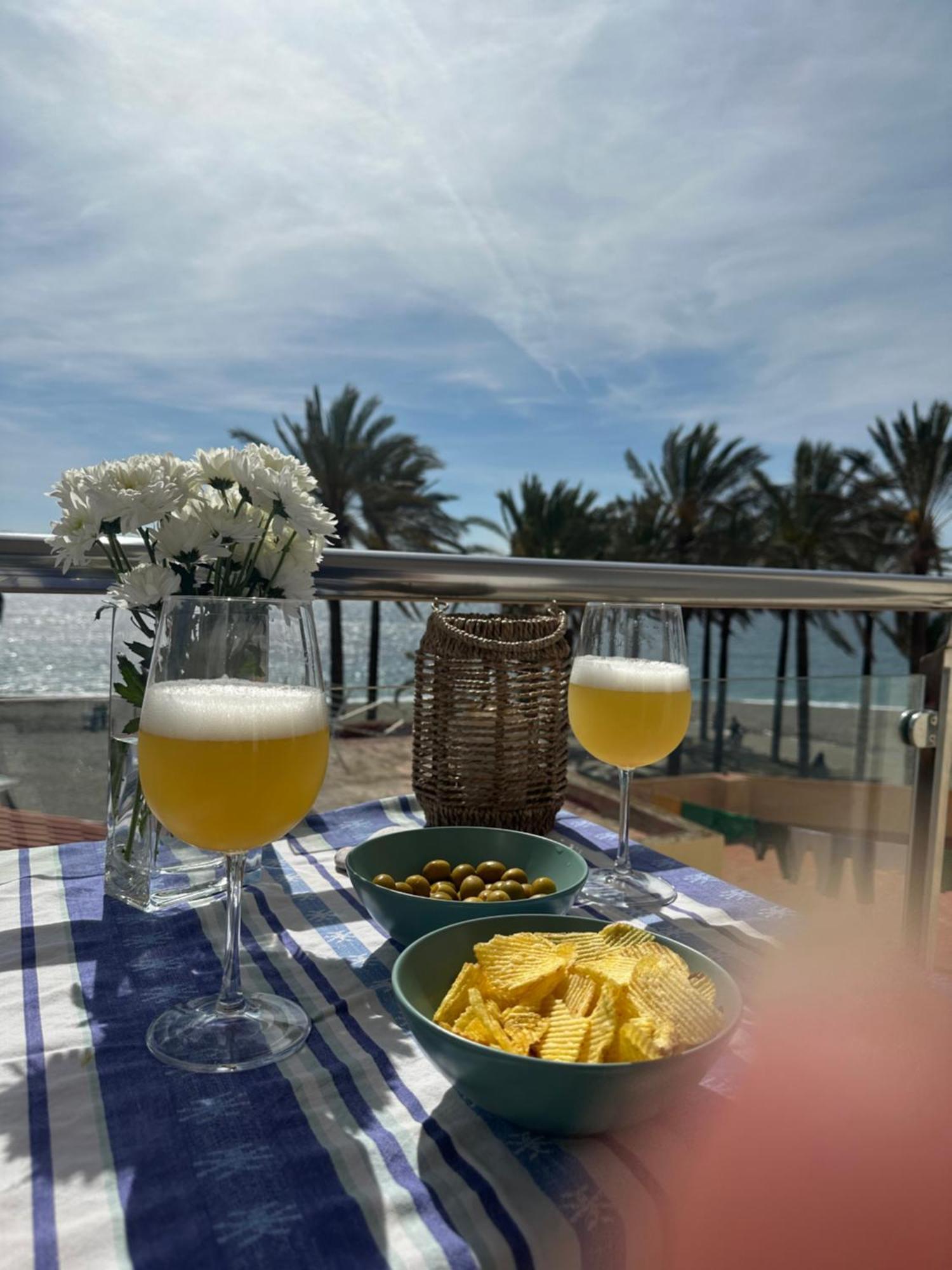 Vistas Al Mar Apartment Torrenueva  Bagian luar foto