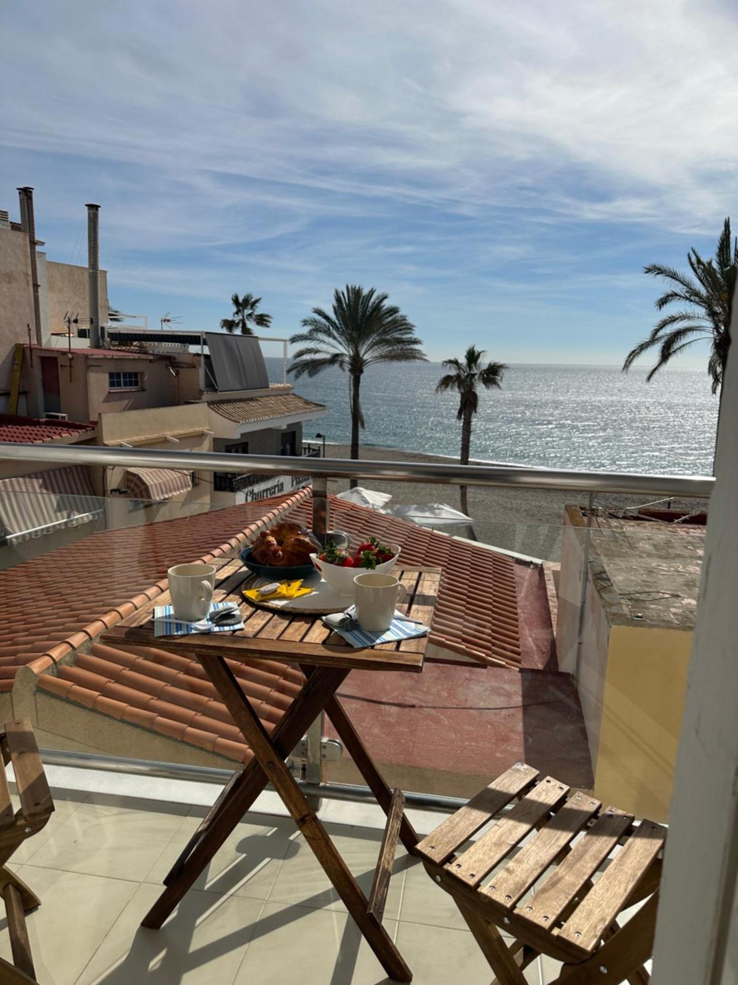 Vistas Al Mar Apartment Torrenueva  Bagian luar foto